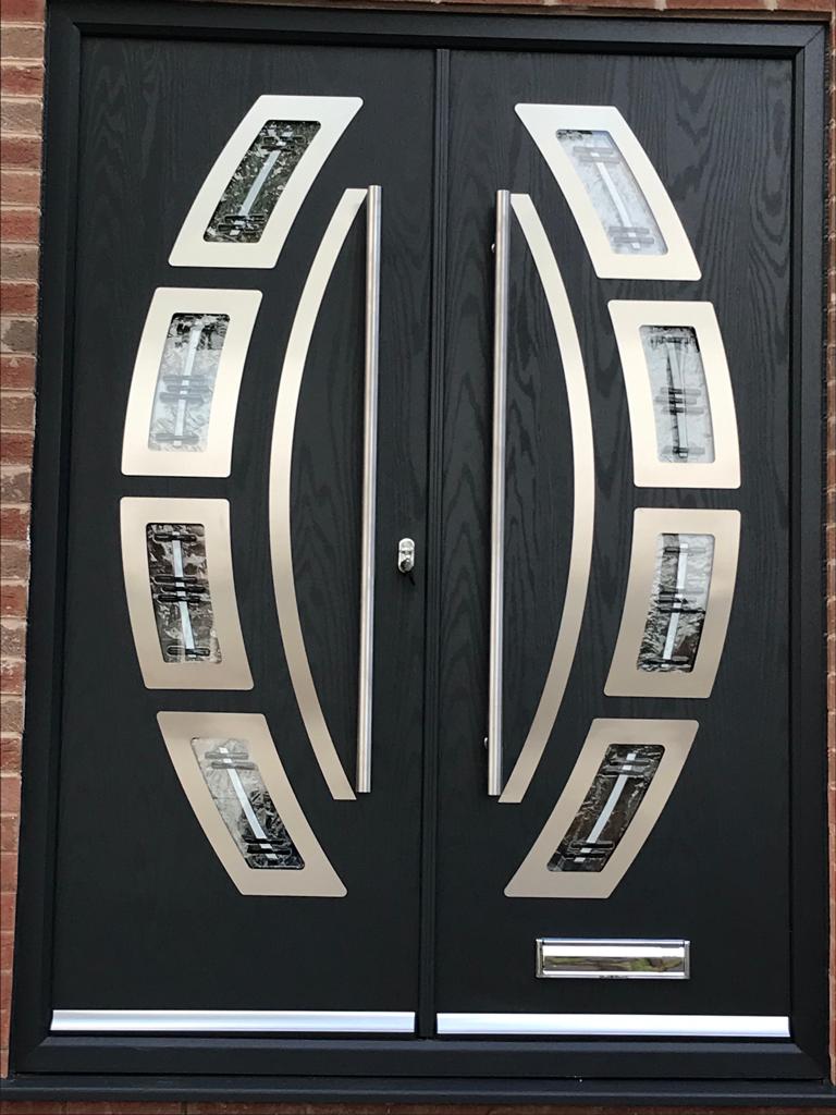 Glazeland door installations